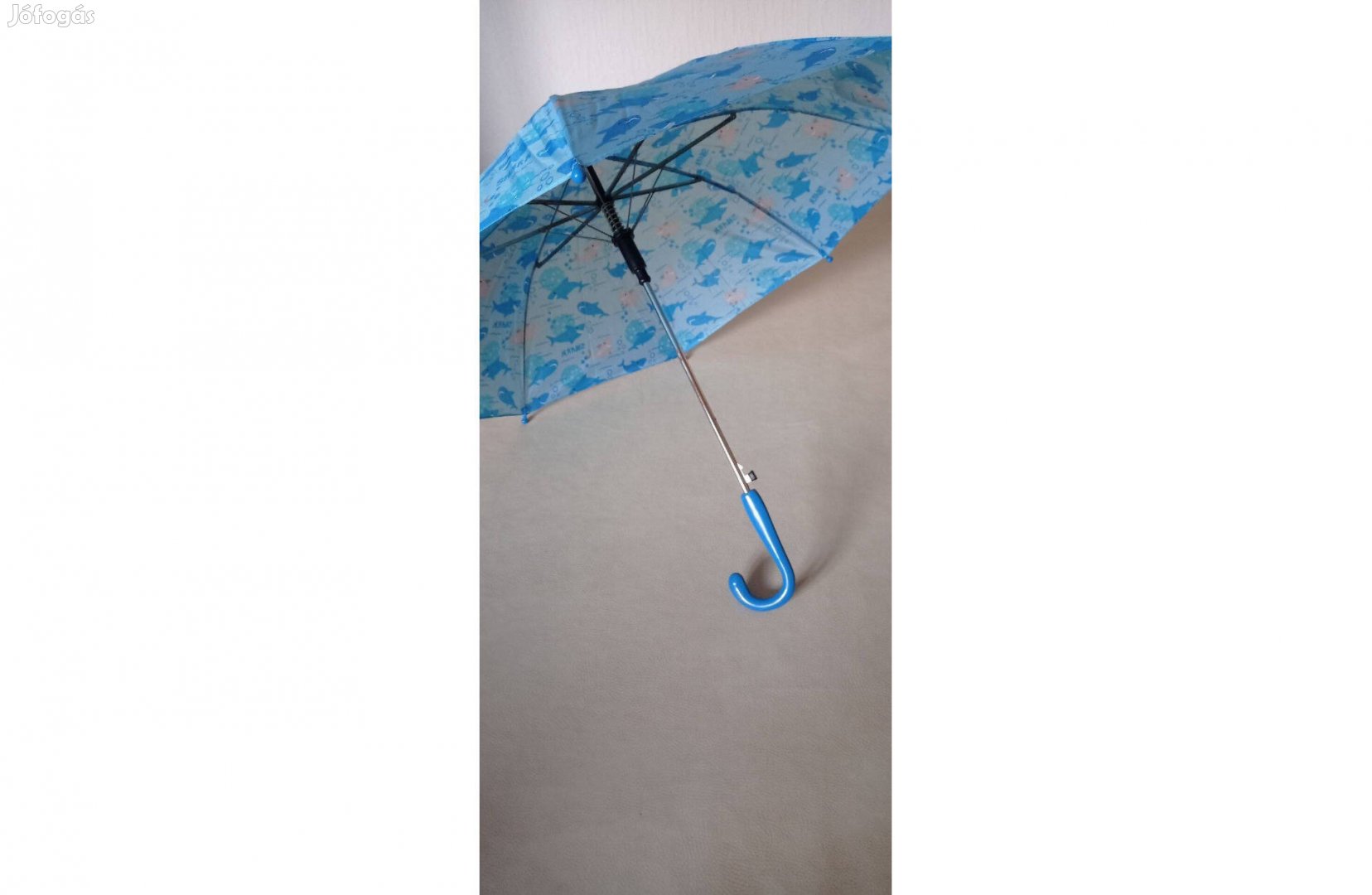 Cápás gyerek esernyő