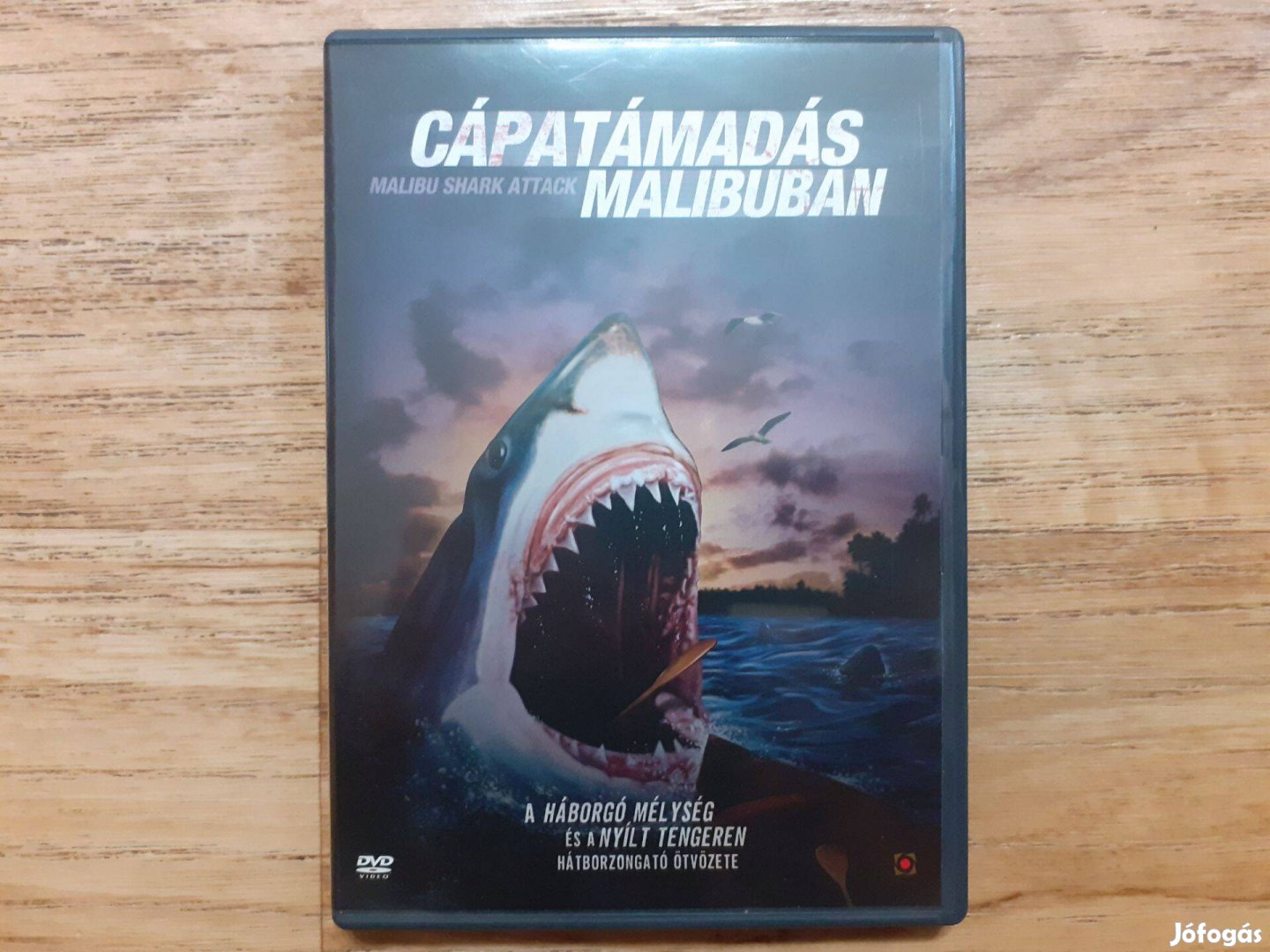 Cápatámadás Malibuban DVD magyar, angol DD 5.1 és angol DTS