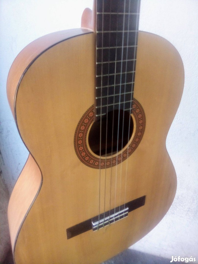 Caractére La Yamaha C 30 M Indonesia Classique gitár