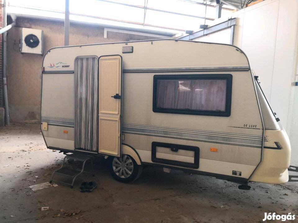 Caravan Hobby de Luxe 400