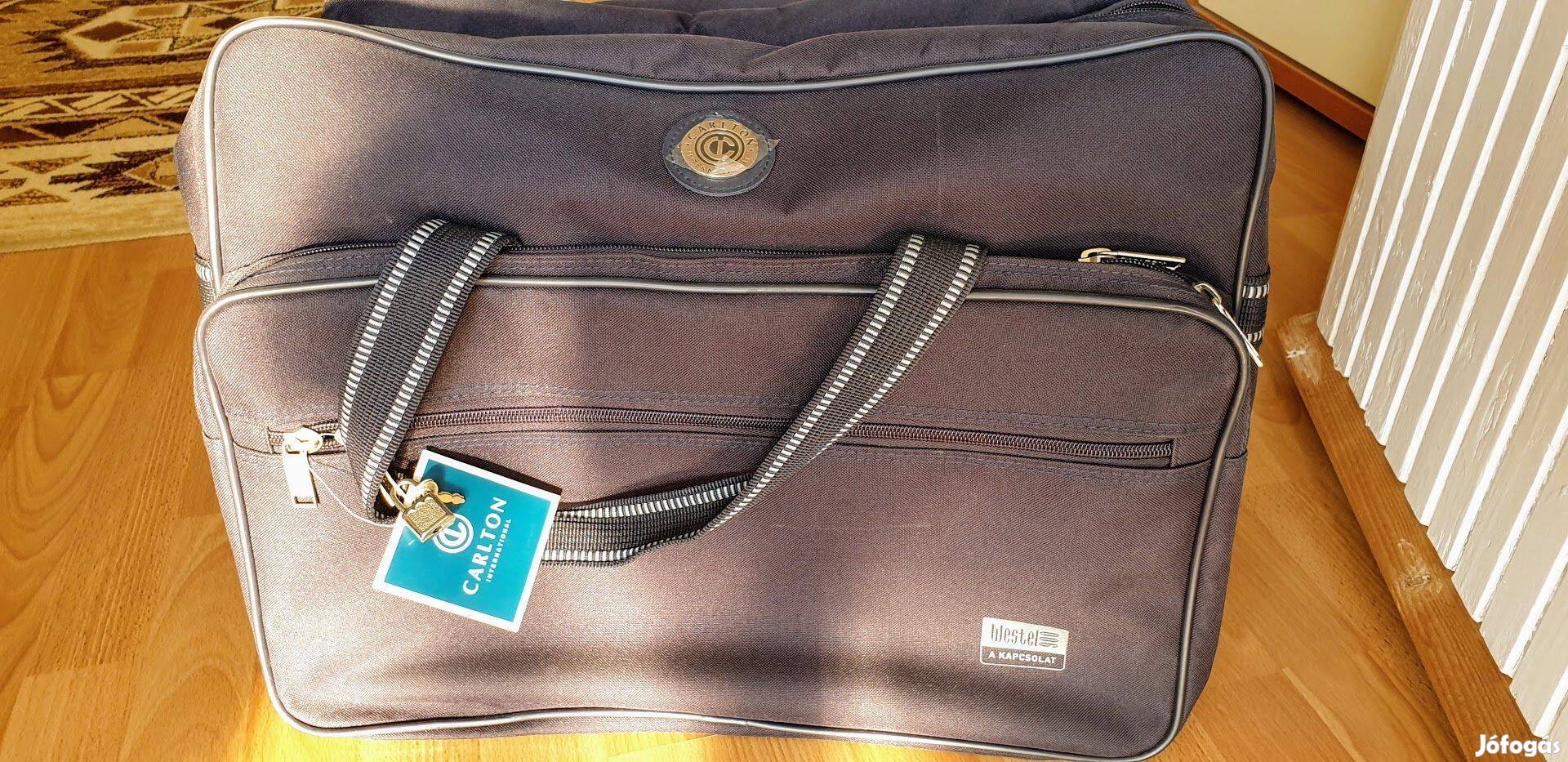 Carlton utazótáska új állapotban eladó!