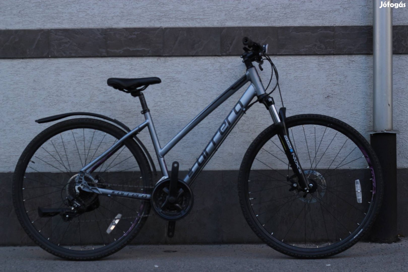 Carrera Crossfire 2 Megkímélt Női Trekking kerékpár (46,5cm Alu)