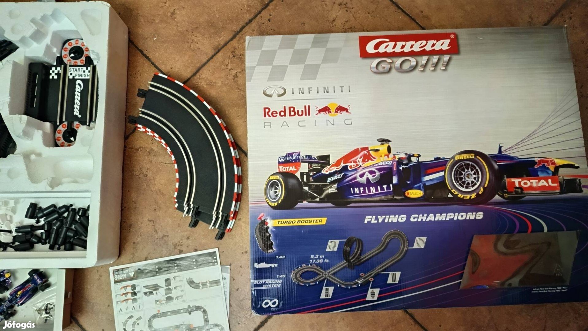 Carrera Go Red Bull autópálya eladó!