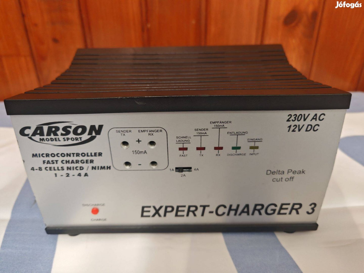 Carson Expert Charger 3 23012V hordozható hálózati töltő