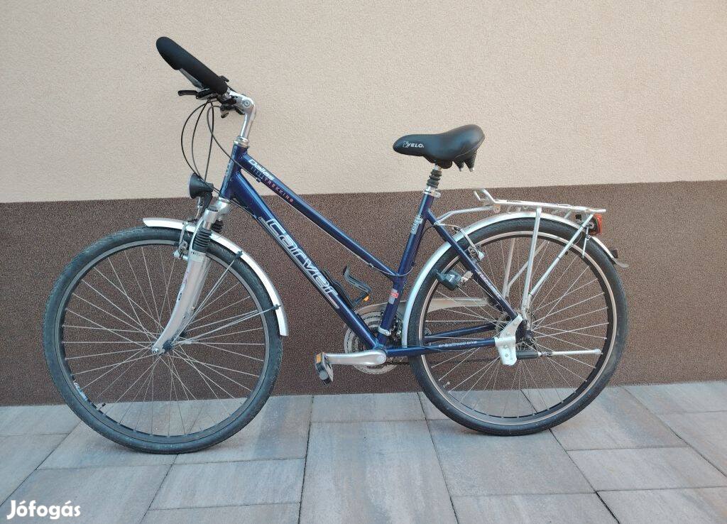 Carver Dallas 28"-os aluvázas, teleszkópos, minőségi trekking kerékpár