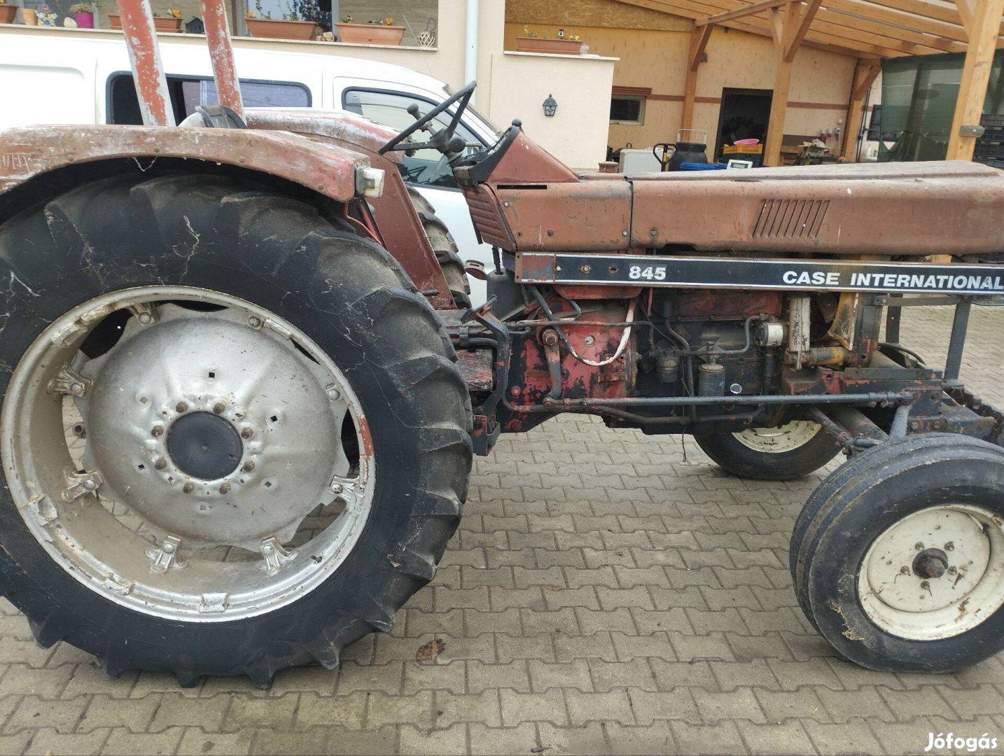 Case IH 845 kistraktor 