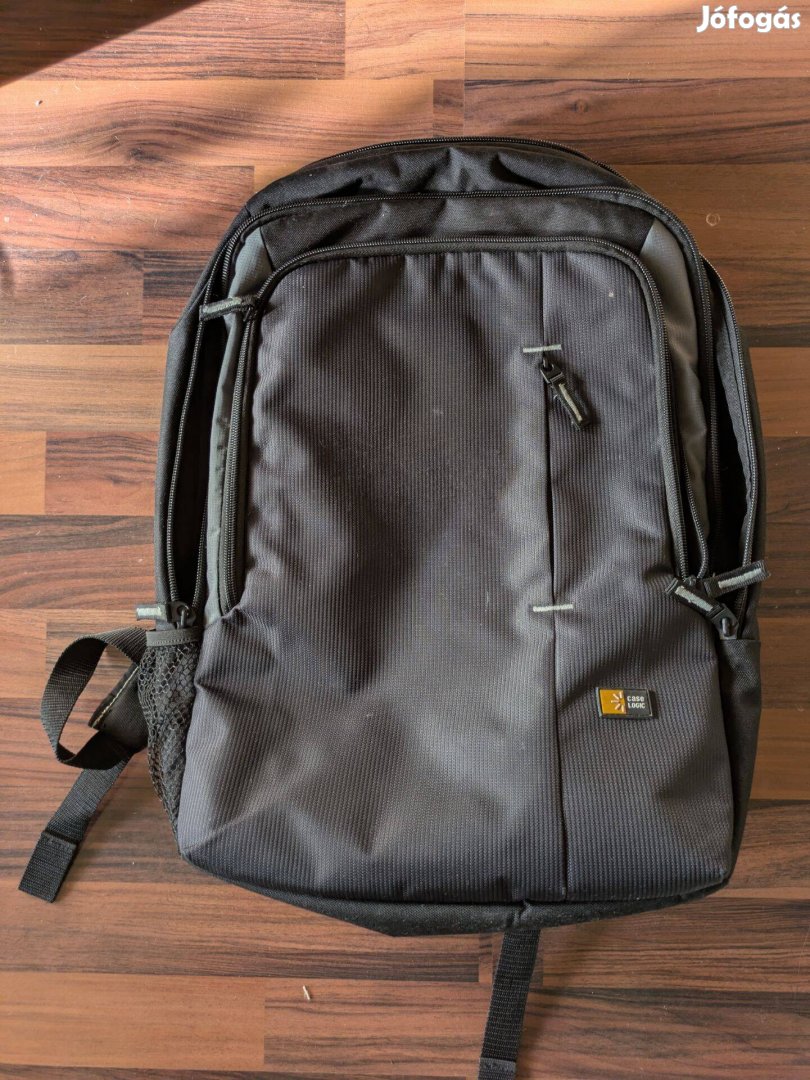 Case Logic hátizsák - 50x35x20cm