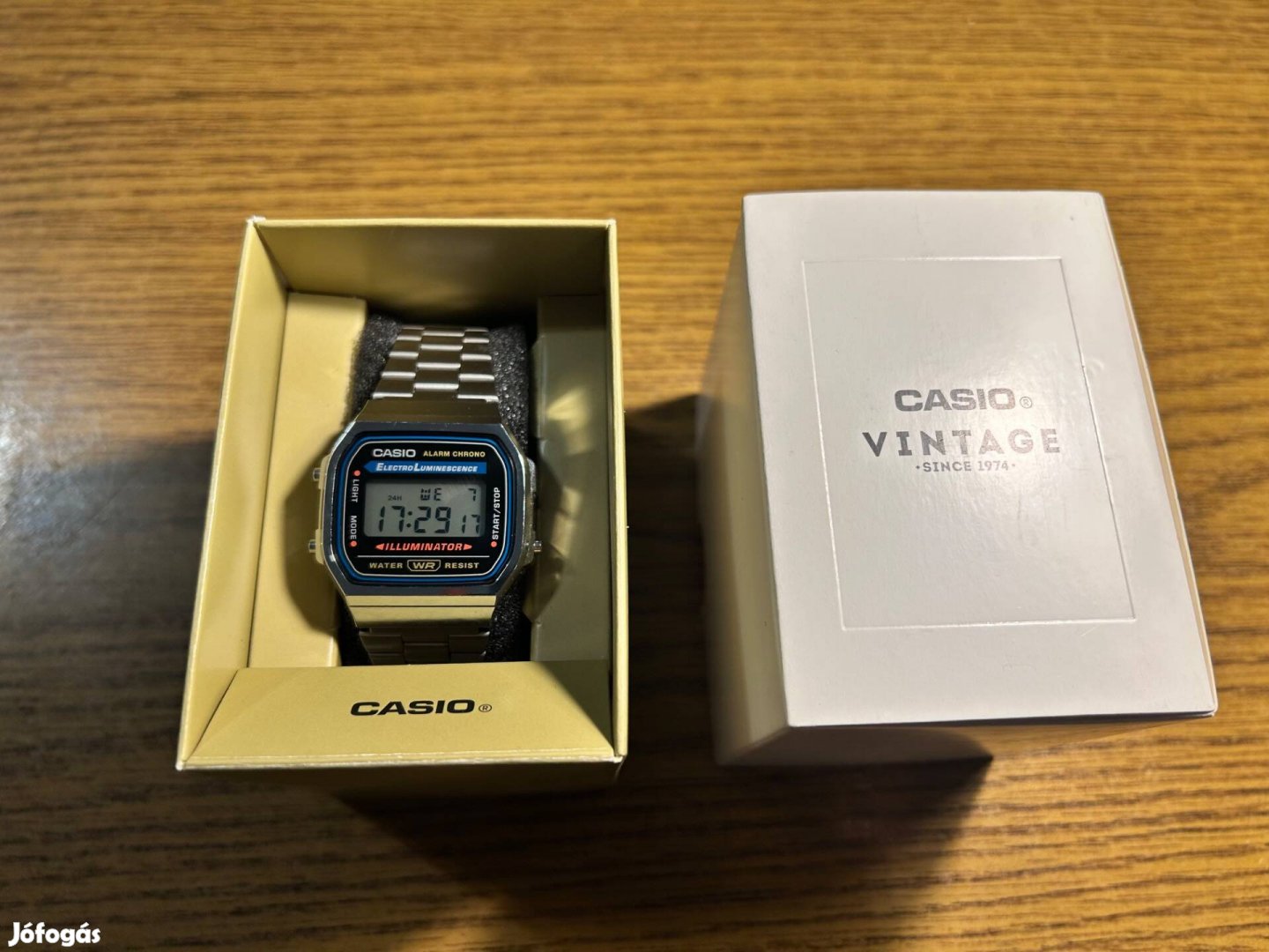Casio A168WA-1YES újszerű óra eladó
