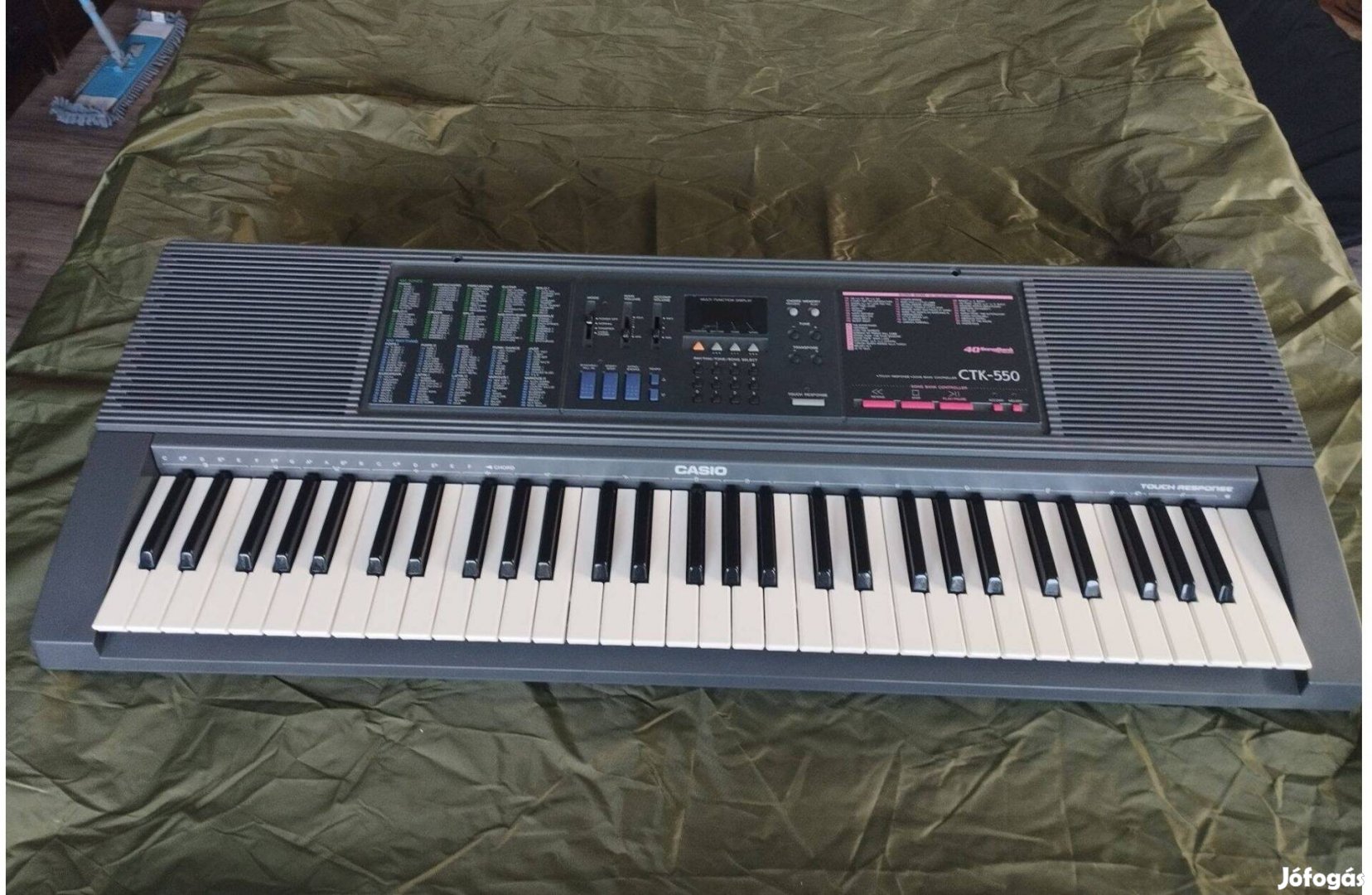 Casio CTK-550 szintetizátor + táska