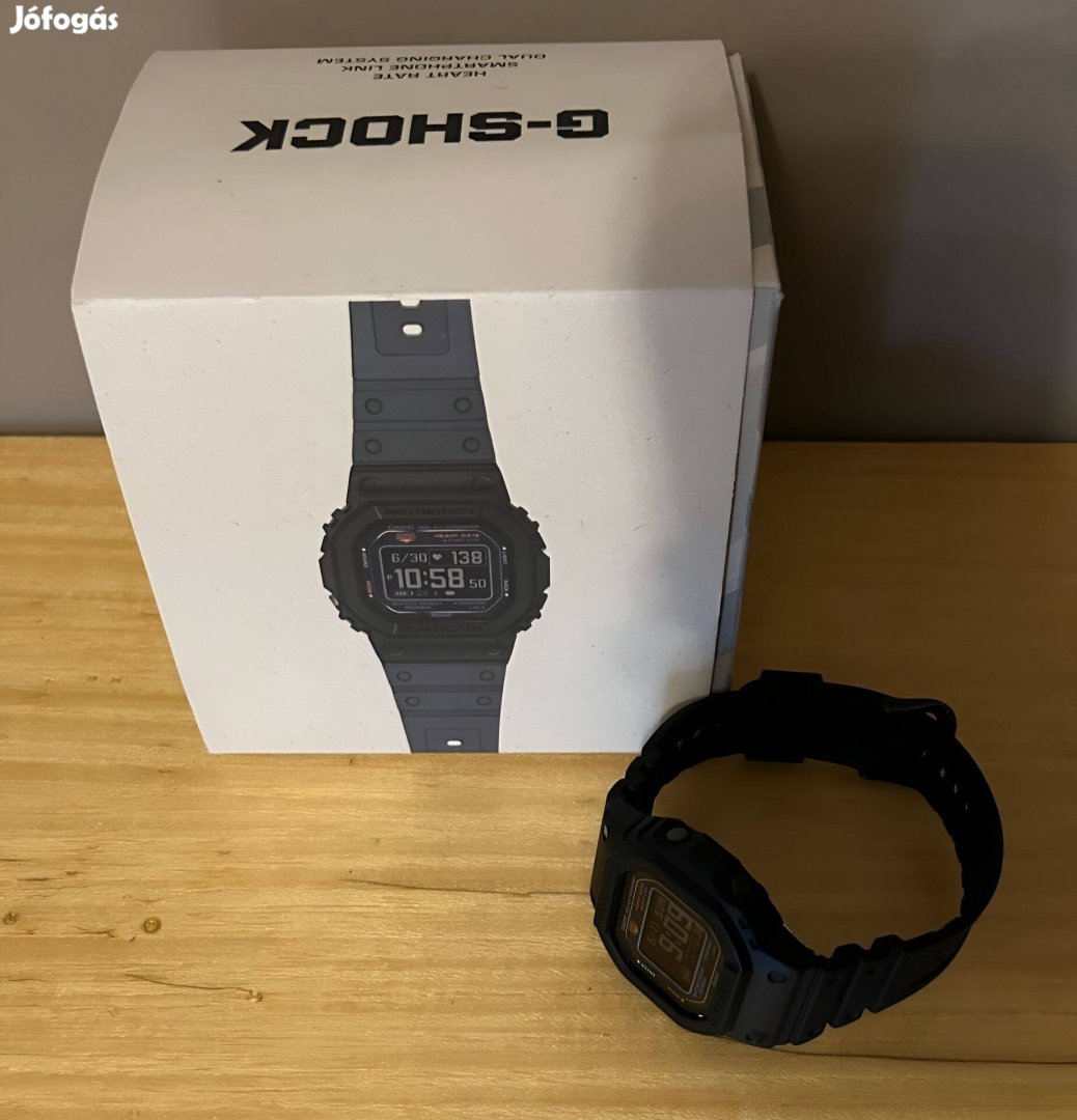 Casio DW-H5600-1ER G-Shock G-Squad óra