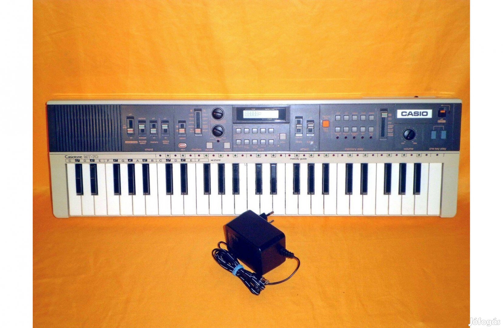 Casio MT-70 vintage szintetizátor gyűjteményből 1982