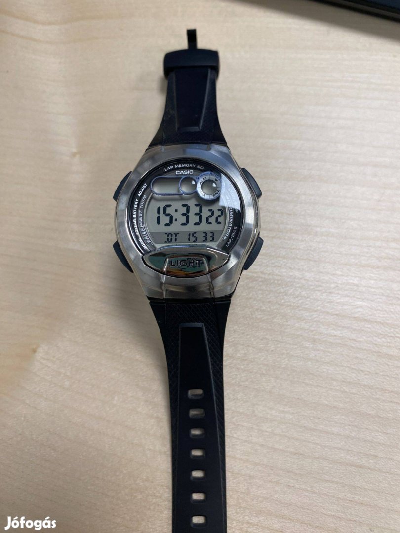 Casio W732 karóra