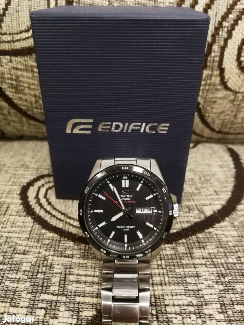 Casio edifice fényenergiás férfi karóra díszdobozában eladó