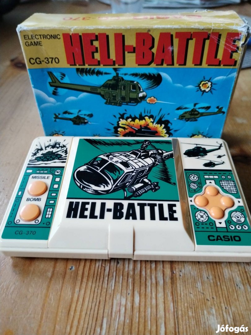 Casio helli battle kvarcjáték szép állapotú! 