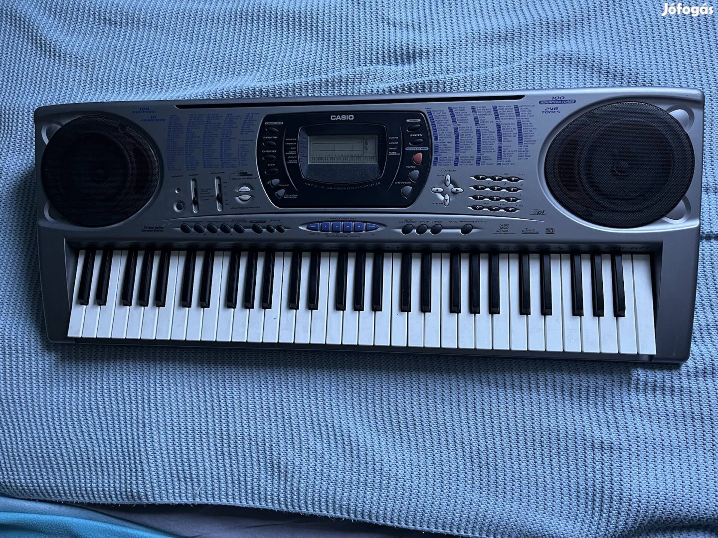 Casio szintetizátor