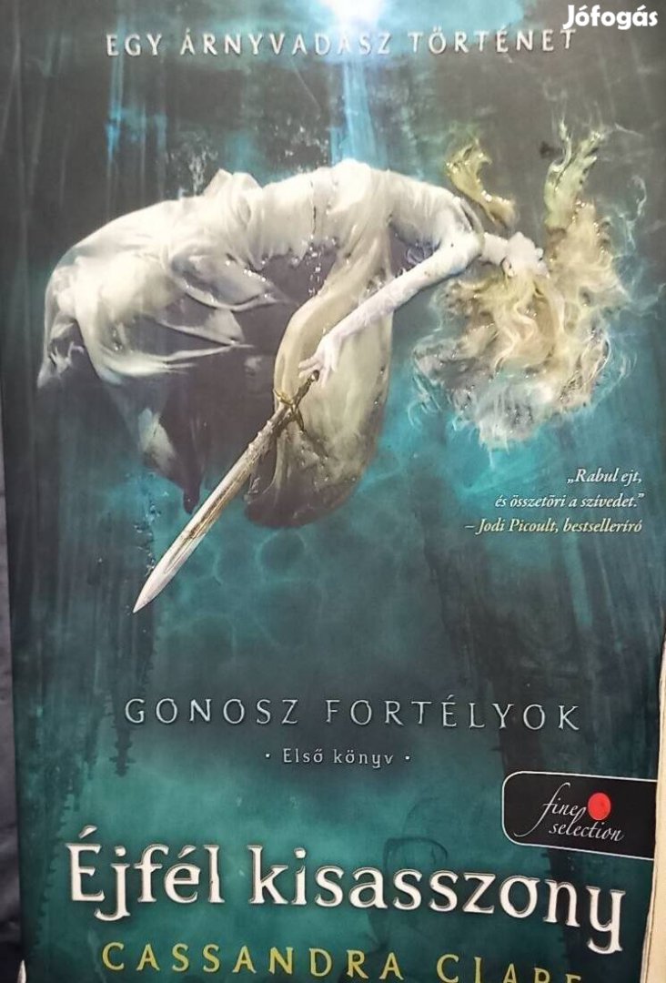 Cassandra Clare Gonosz fortélyok, Éjfélkisasszony 