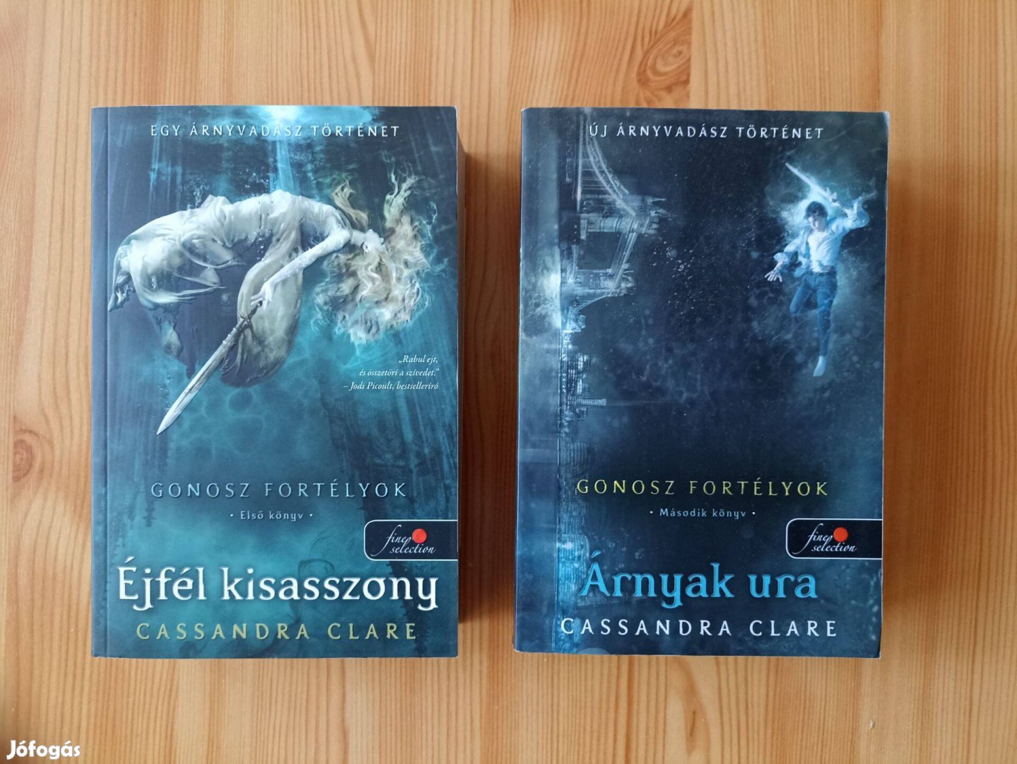 Cassandra Clare - Éjfél kisasszony + Árnyak ura. Gonosz fortélyok 1-2