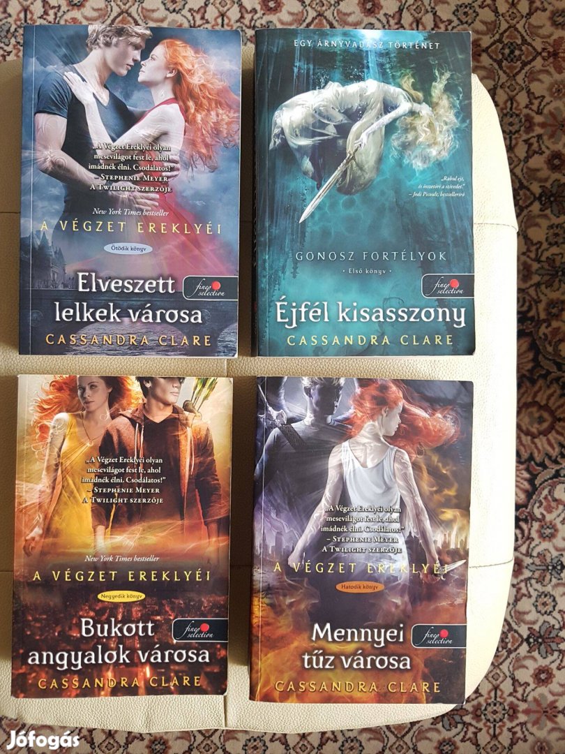 Cassandra Clare sorozat 4 db regény könyv