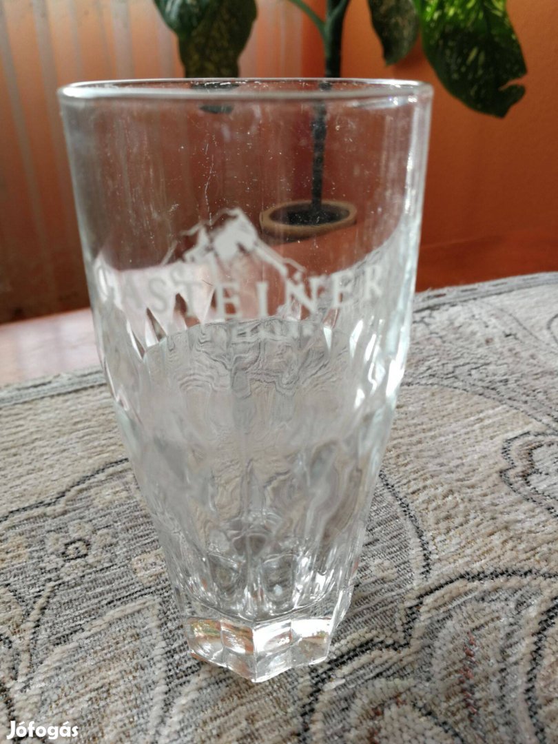 Casteiner, Poharak, Eladók