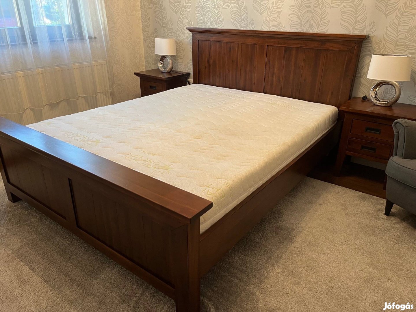 Castello tömörfa ágy eladó