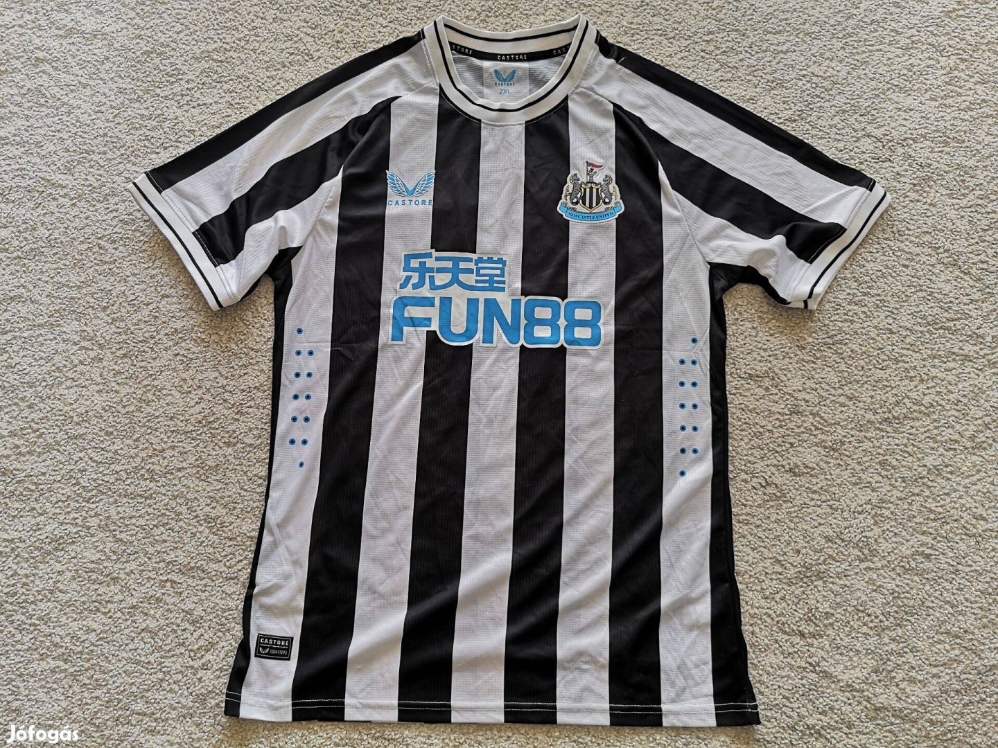 Castore Newcastle United mez 2XL méretű