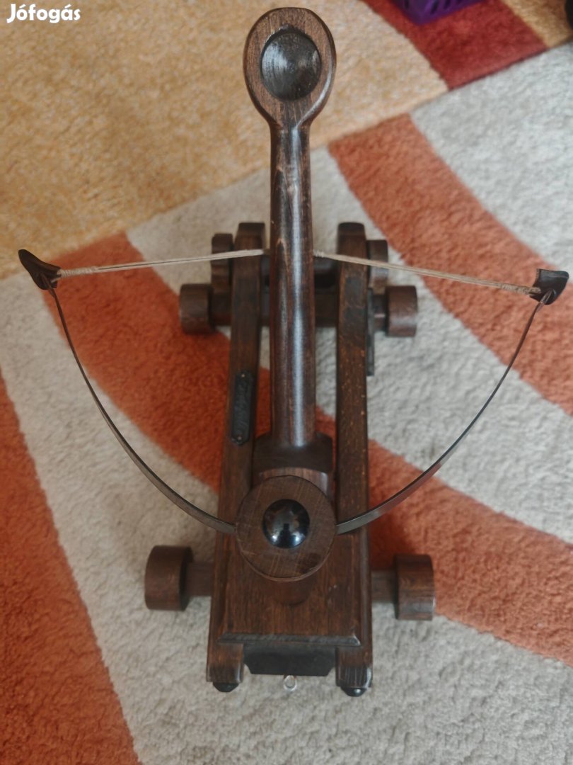 Catapult Ritka darab 