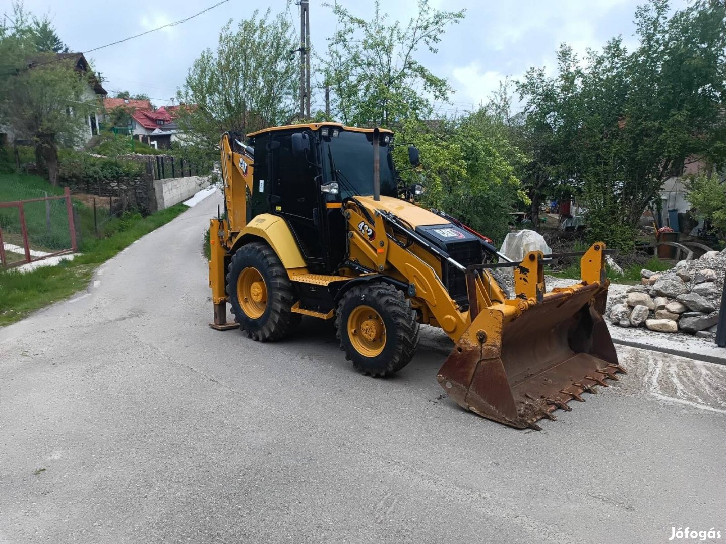 Caterpillar 432 07A kotró-rakodógép 