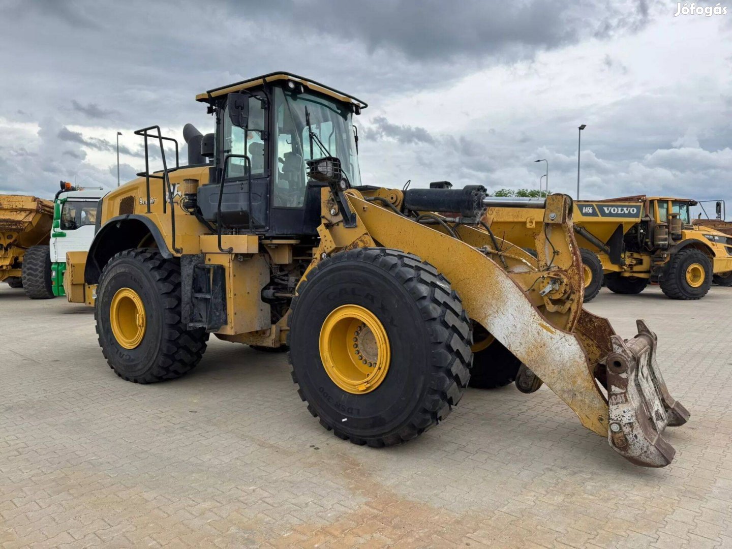 Caterpillar 972M XE High Lift / 11780 üzemóra / Lízing 20%-tól