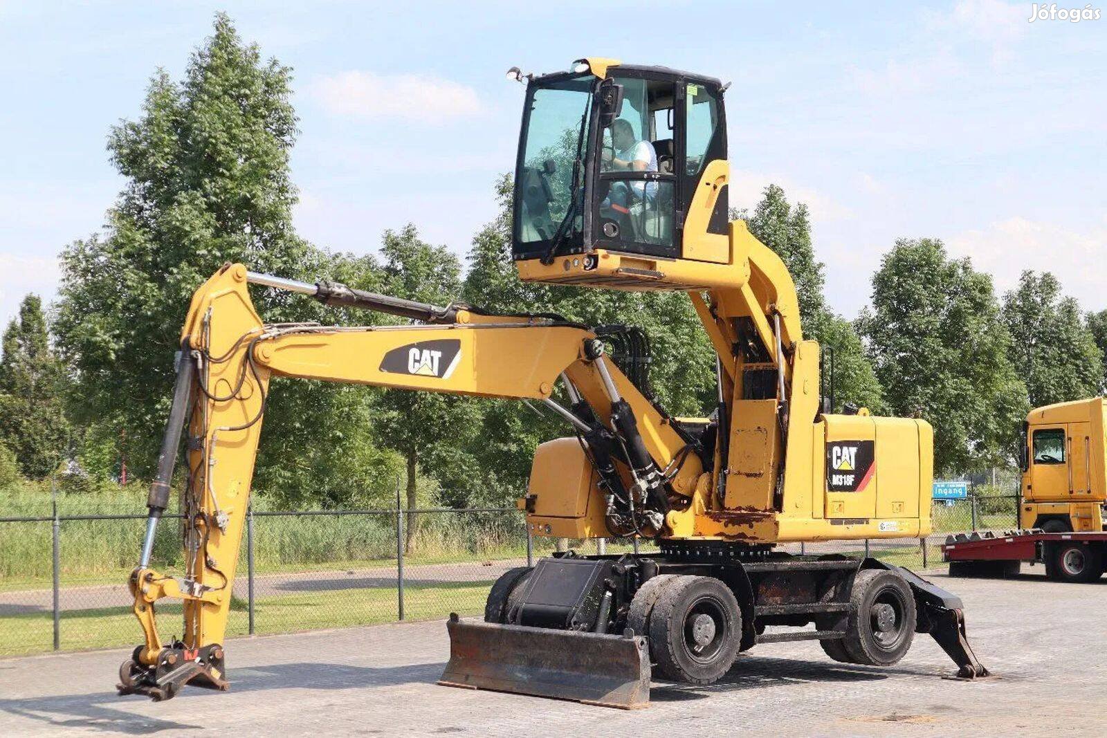 Caterpillar M318F / 9100üó / Lízing 20%-tól