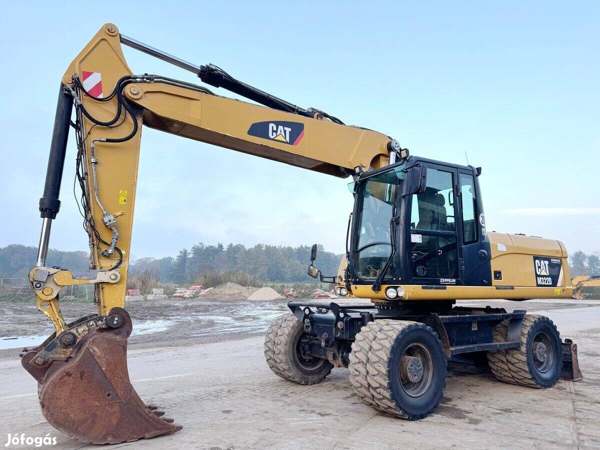 Caterpillar M322D / 11.392 üzemóra / Lízing 20%-tól