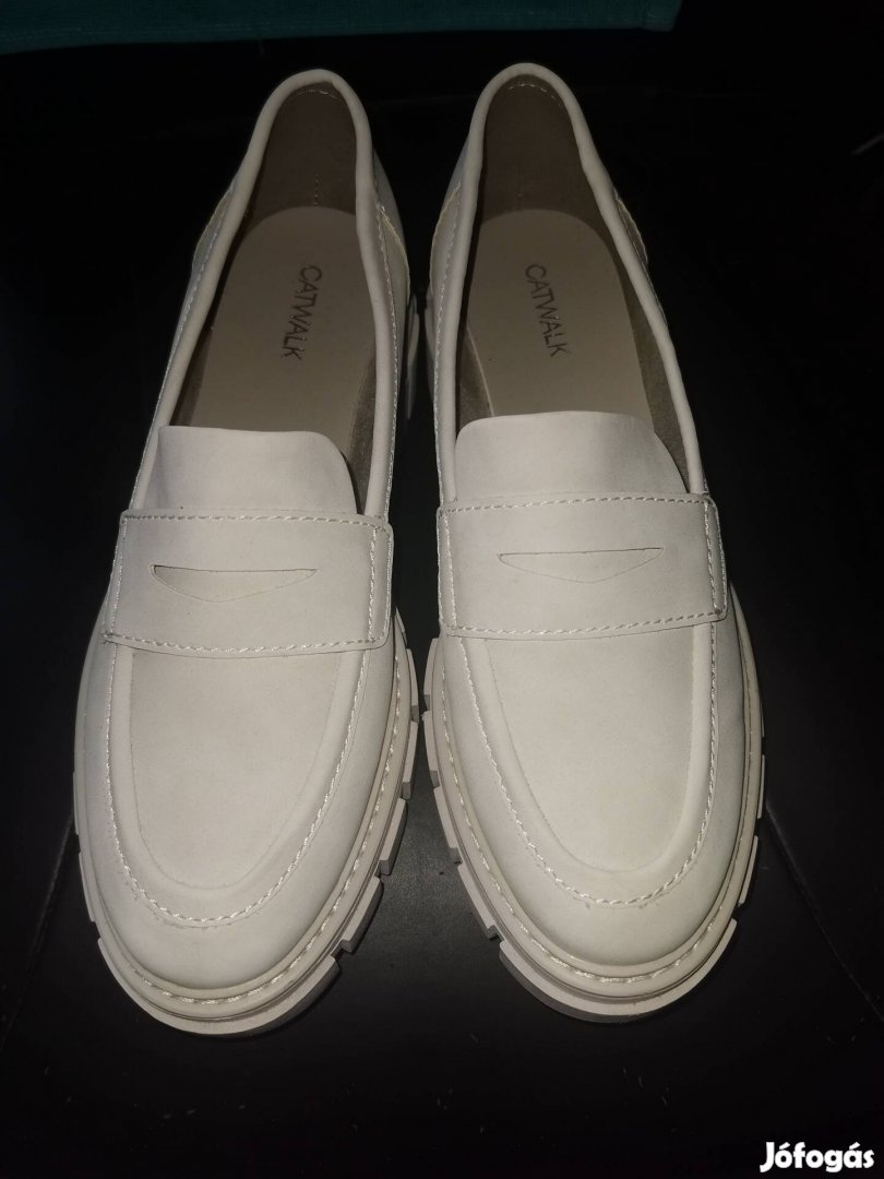 Catwalk loafer női cipő....újszerű....40-es 