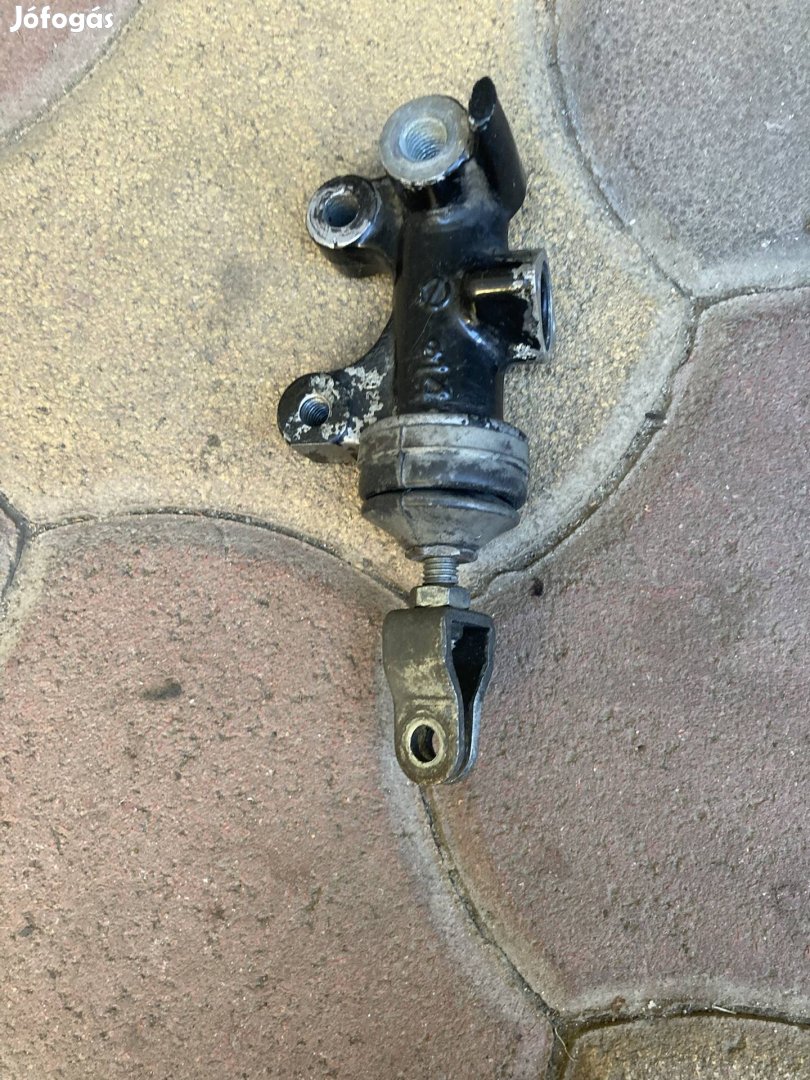 Cb 900 f2 80 hátsó fékmunkahenger