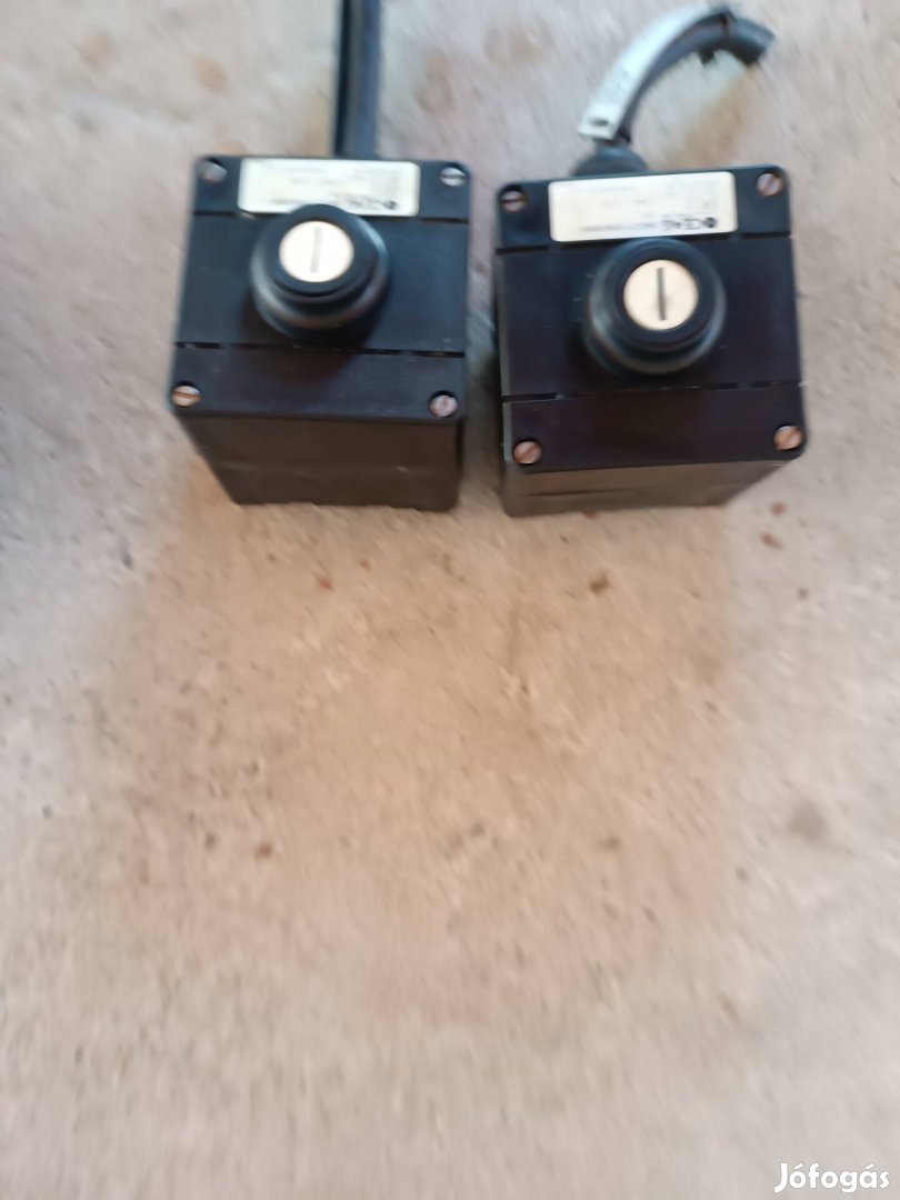 Ceag GHG411 8100 robbanásbiztos nyomókapcsoló