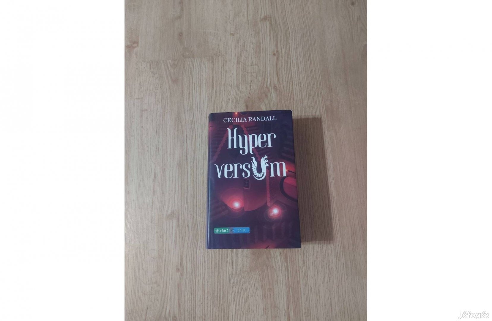 Cecilia Randall: Hyperversum