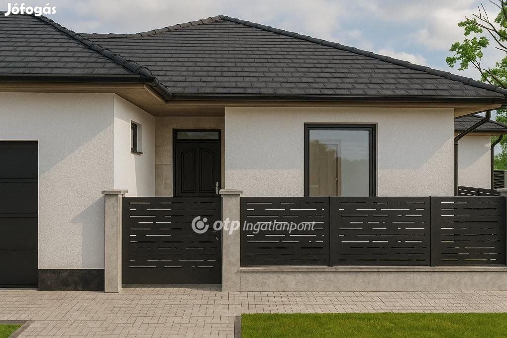 Ceglédi eladó 102 nm-es ház