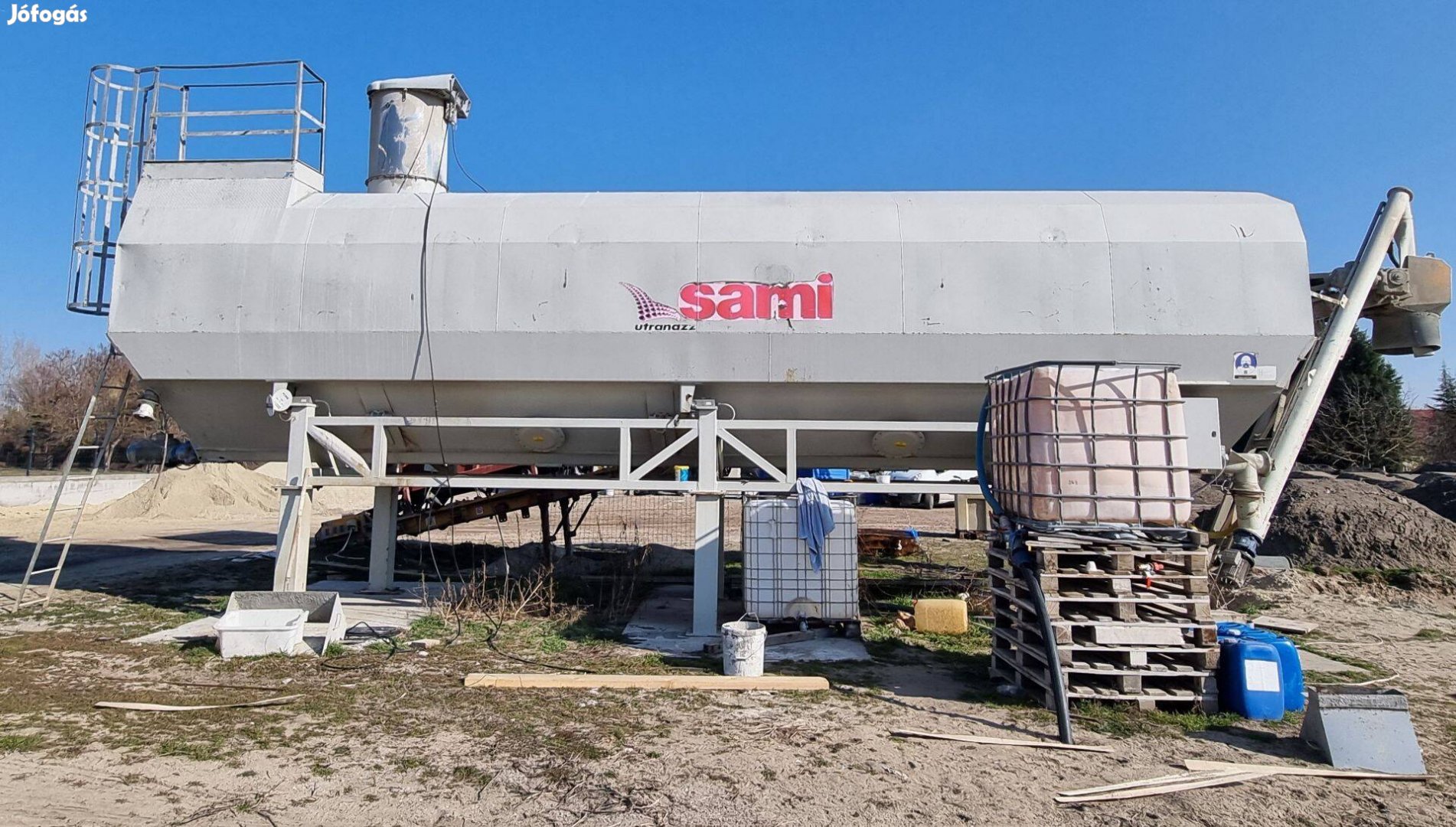 Cement siló horizontális Sami SPF 53 De 53 m3-es