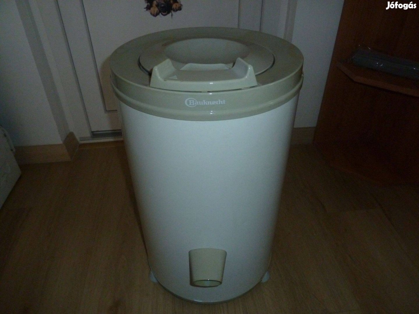 Centrifuga nagyfordulatú 2800 as Nem Miele Garanciával