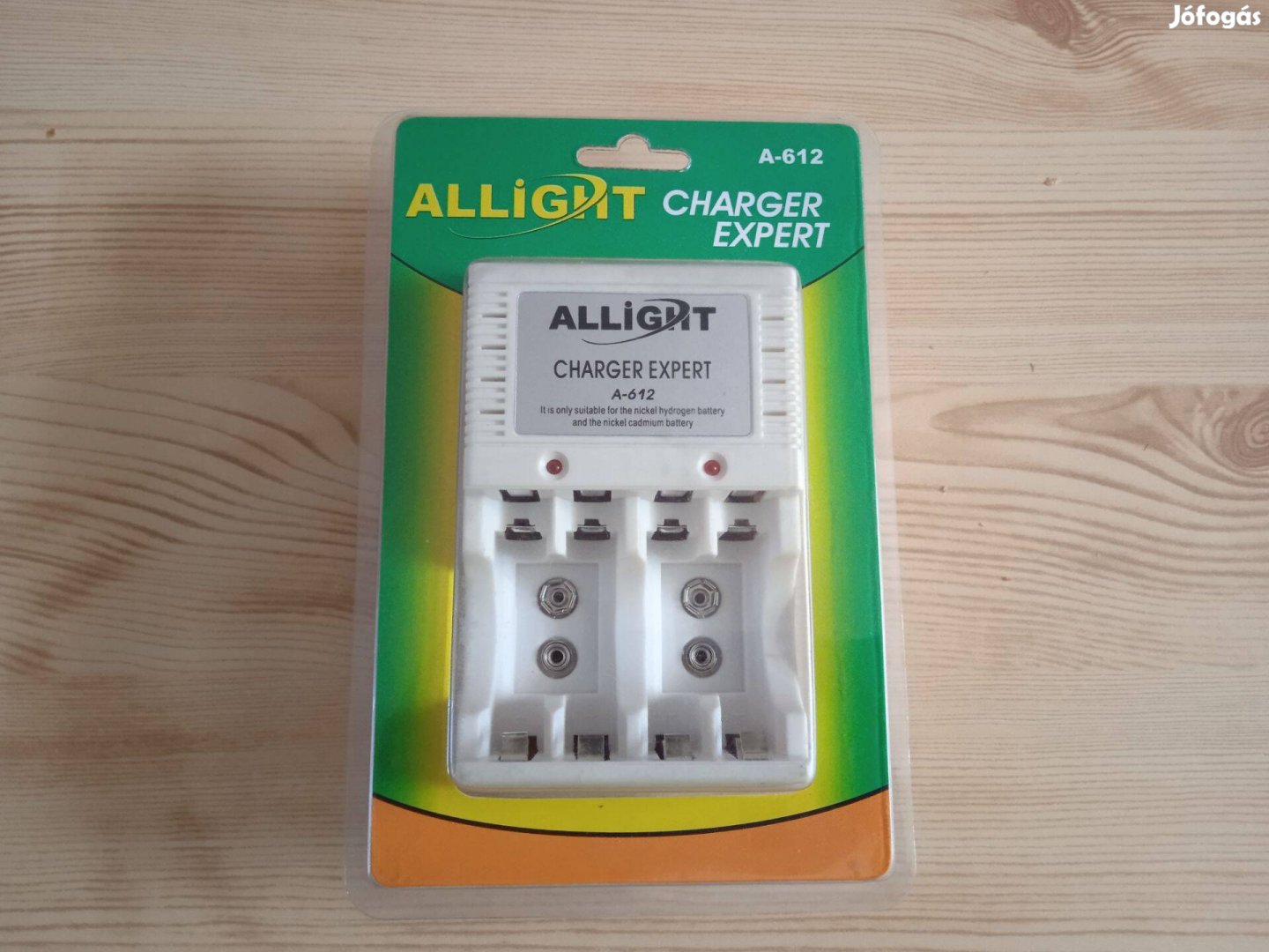 Ceruza akkumulátor töltő