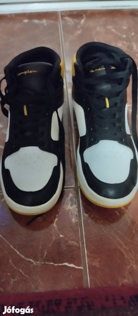 Champion férfi cipő eladó