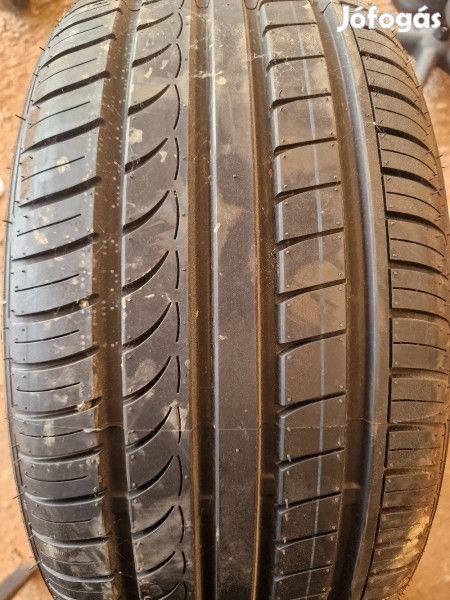 Chengshan 235/45R18 CSC-701 8mm DOT21 használt gumi HG12869 nyári