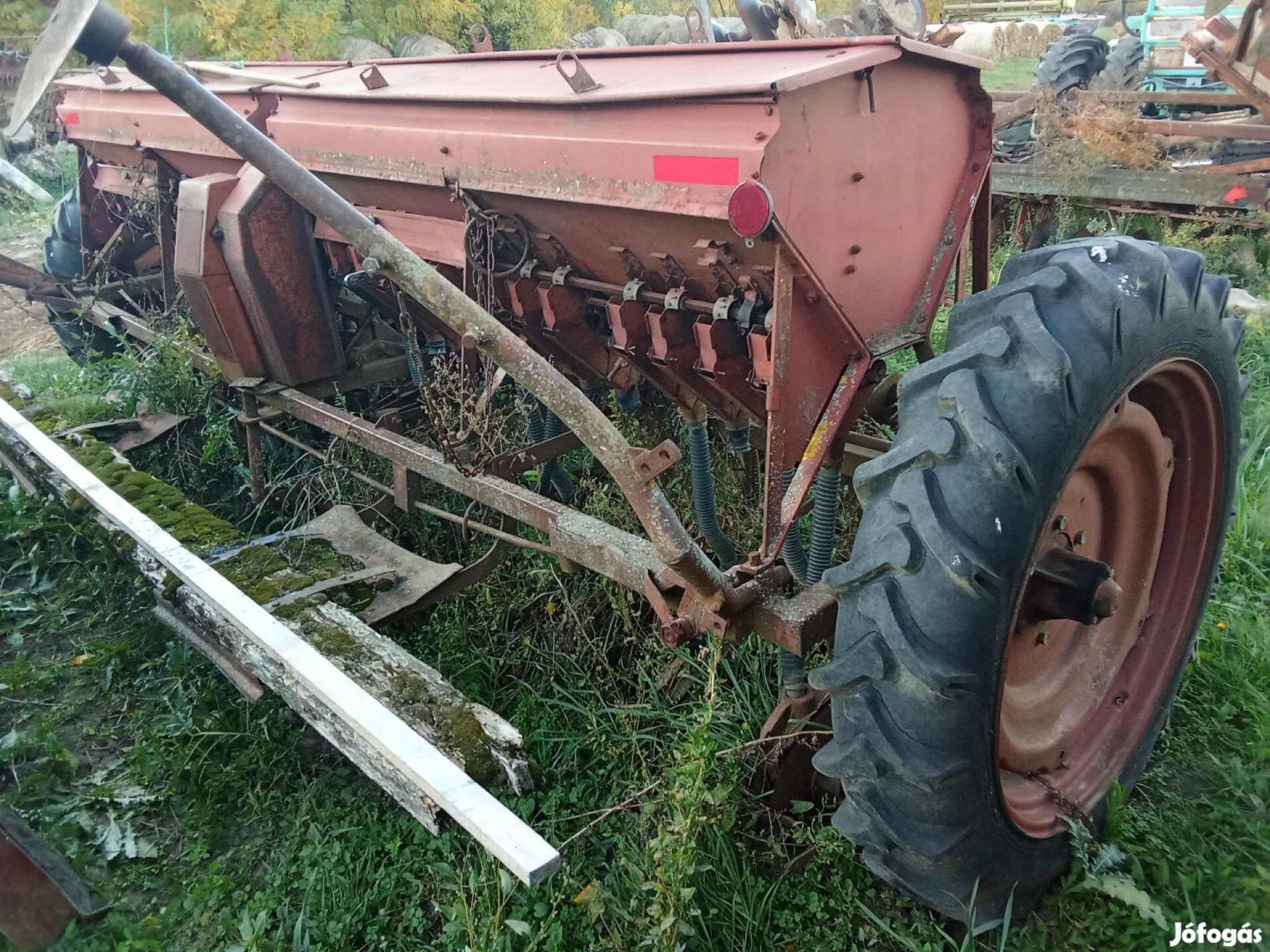 Chervona Zirka SZ-3.6 orosz gabonavetőgép (tárcsás vetőgép)