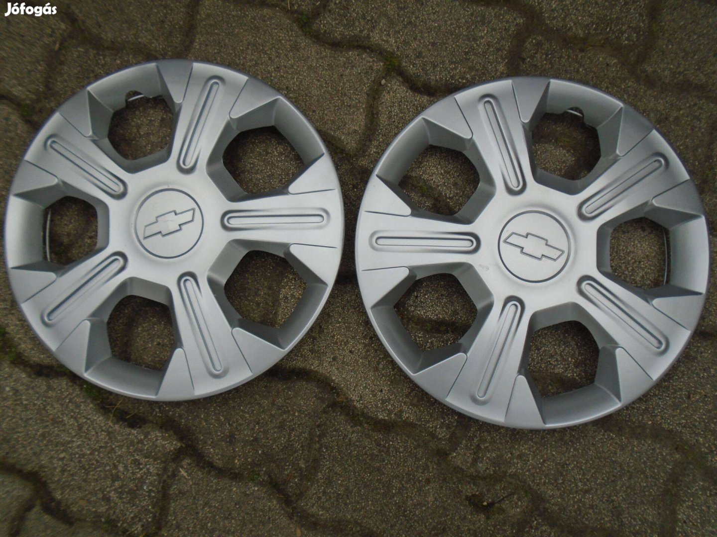 Chevrolet 13" gyári dísztárcsa 2 db eladó