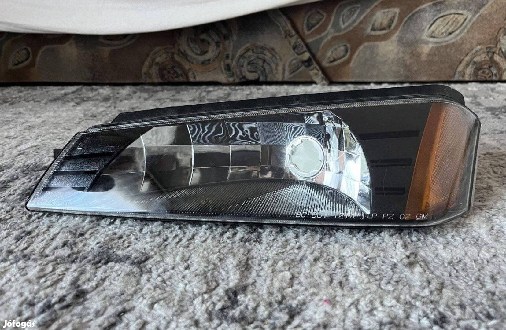 Chevrolet Avalance fényszóró