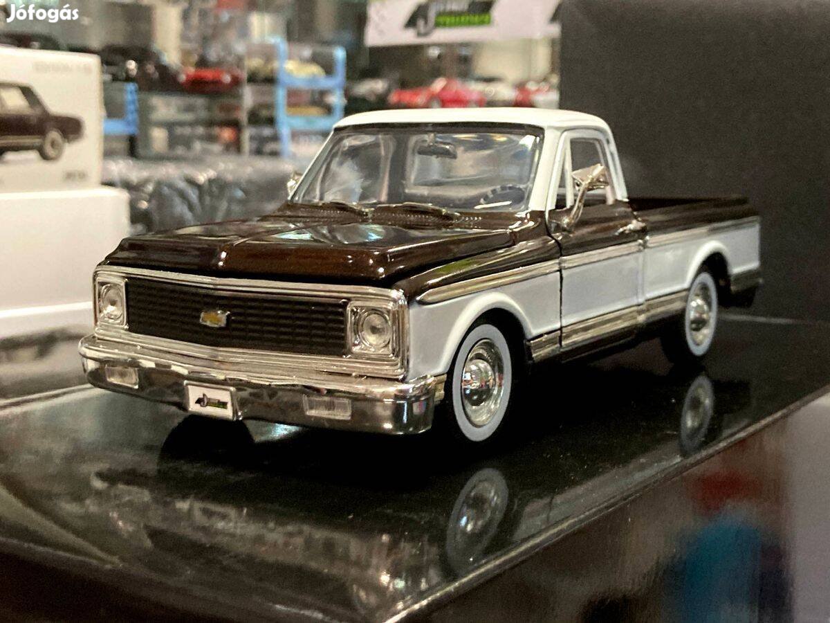 Chevrolet Chevy Cheyenne 1972 1:24 Jada