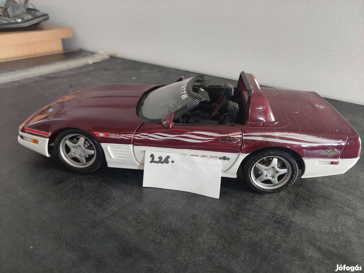 Chevrolet Corvette Maisto 1:18