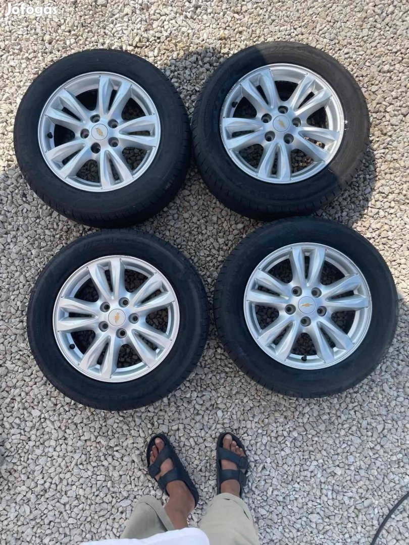 Chevrolet Crouse Gyári alukerékgarnitura 205/60R16 16x6,5J ET