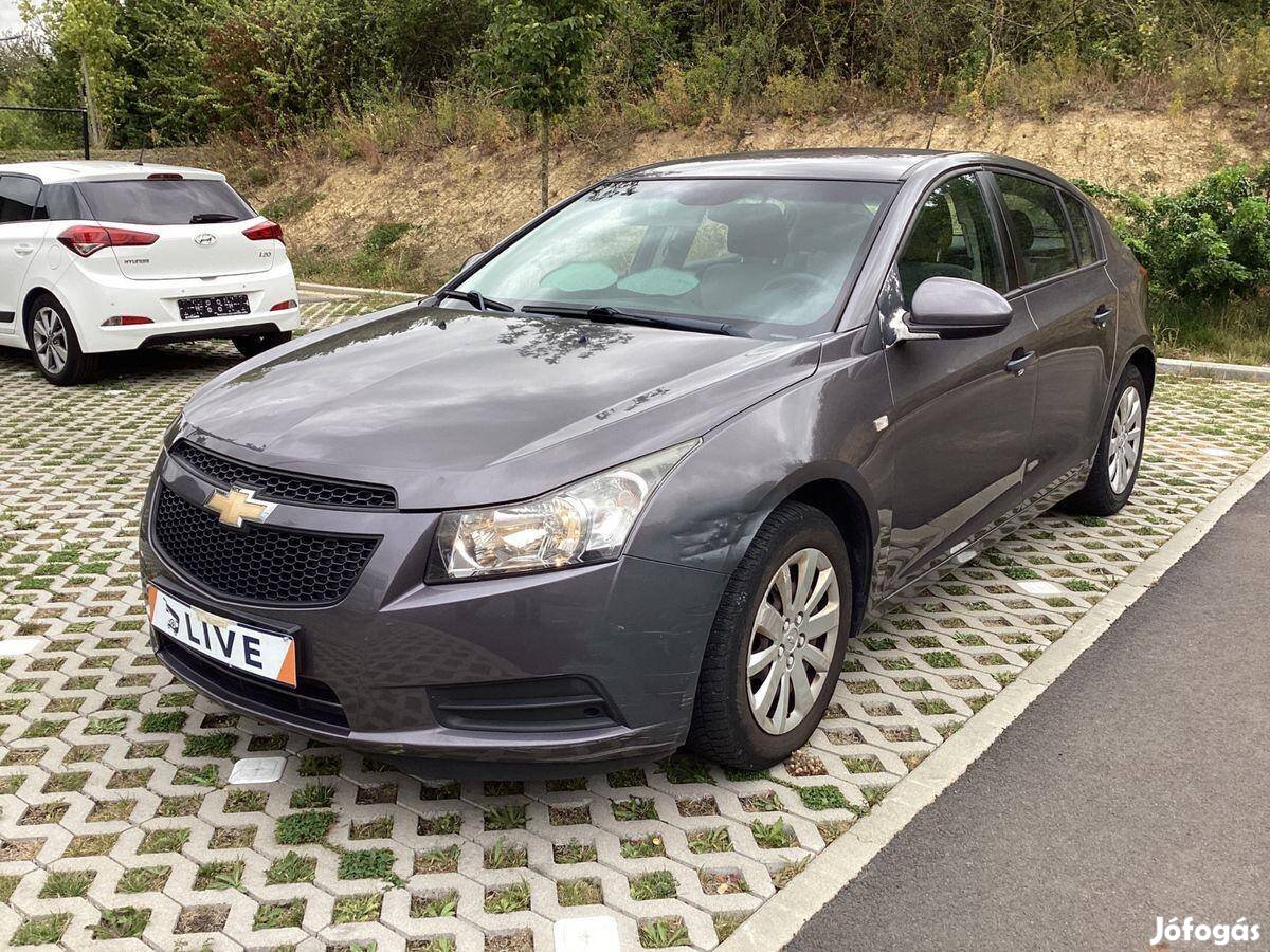 Chevrolet Cruze 1.6 LS Plus 3 év kiterjesztett...