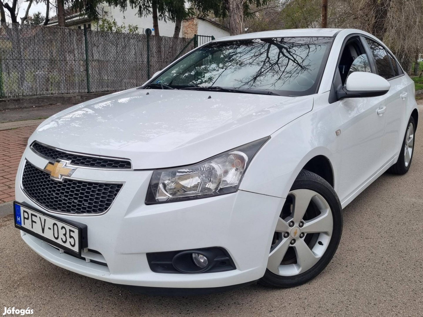 Chevrolet Cruze 1.8 LT