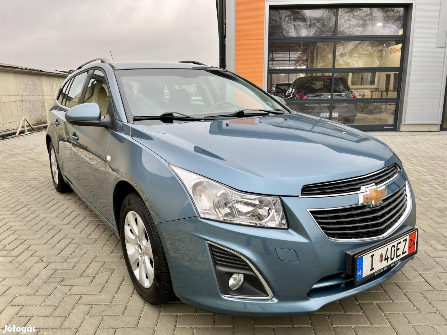 Chevrolet Cruze SW 1.6 LS Plus