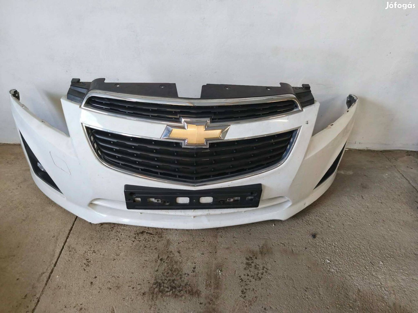 Chevrolet Cruze első lökhárító